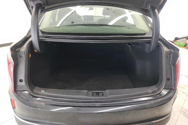 Red flag E-QM5 2023 Черный из Китая, фото 2