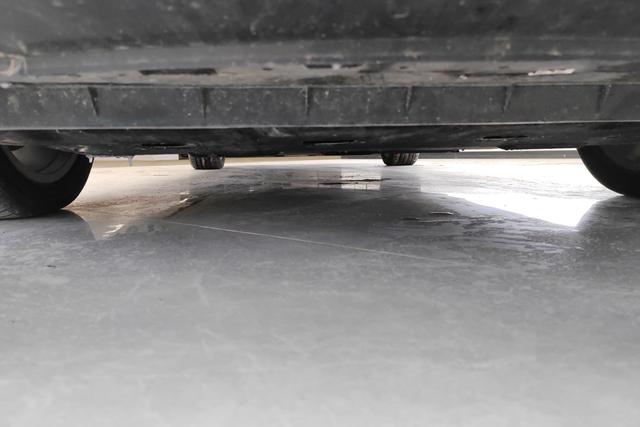 Red flag E-QM5 id 3785757 из Китая 7