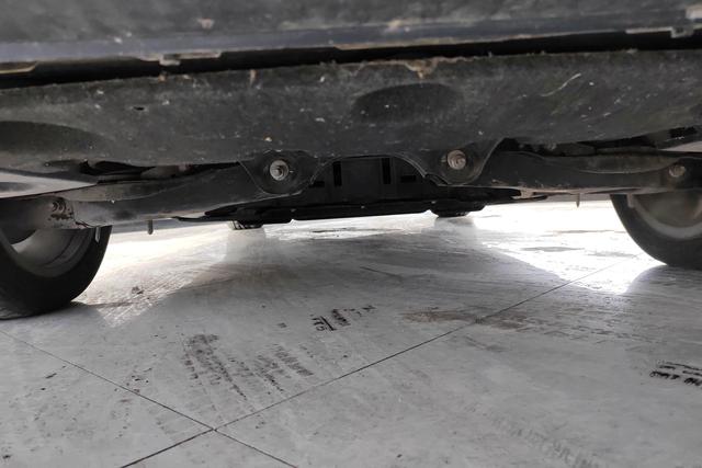 Red flag E-QM5 id 3785757 из Китая 9