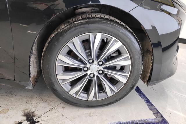 Red flag E-QM5 id 3785757 из Китая 14