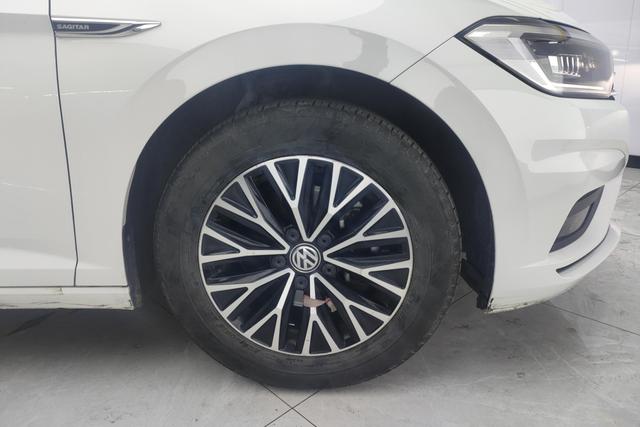 Volkswagen Sagitar id 3768847 из Китая 23