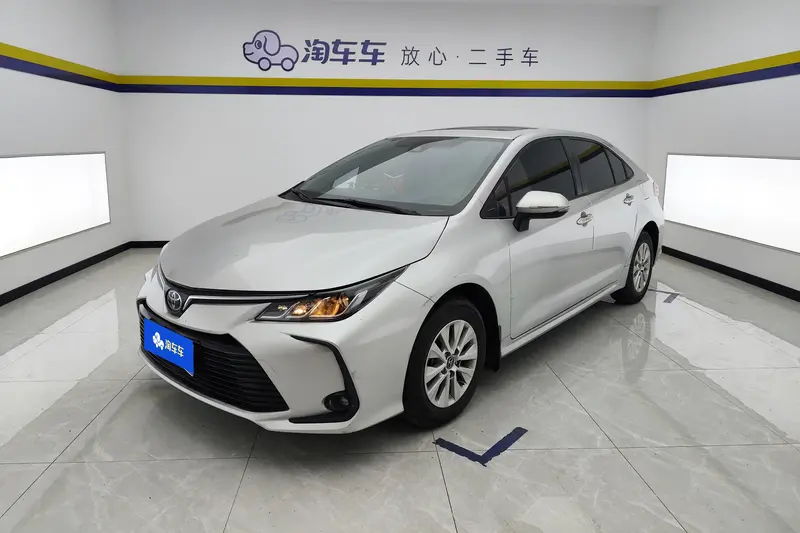 Toyota Corolla — фото 1