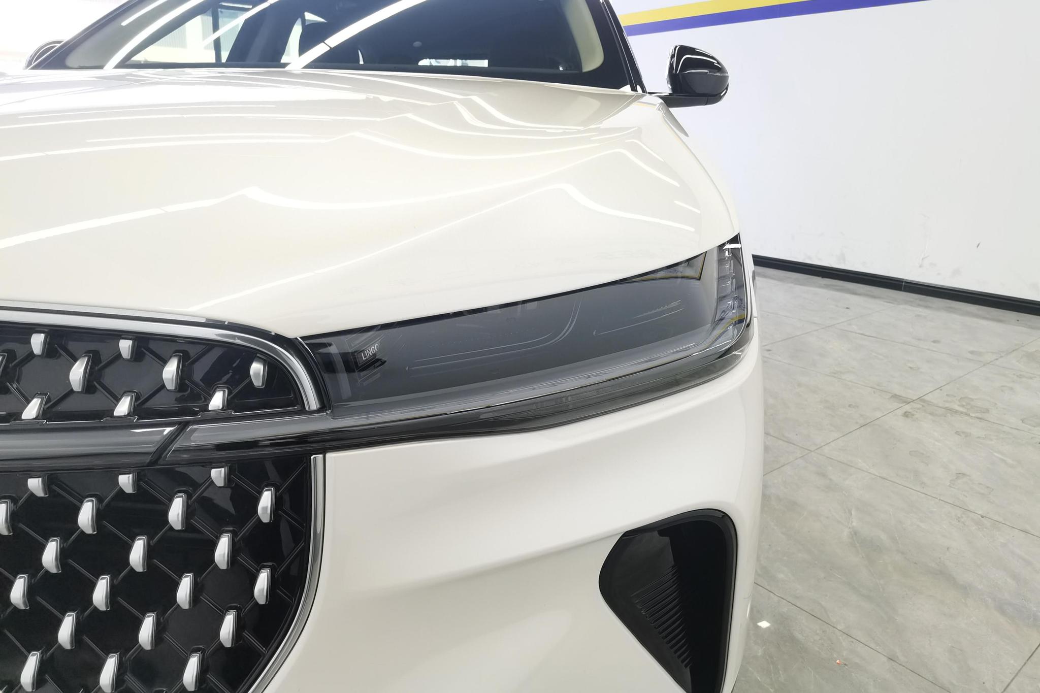 Lincoln Nautilus 2023 2.0T