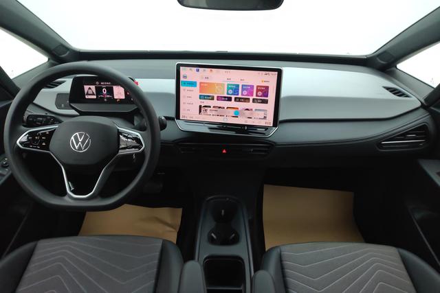 Volkswagen ID.3 2025 Белый из Китая, фото 3