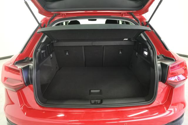 Audi Q2L id 3804598 из Китая 10