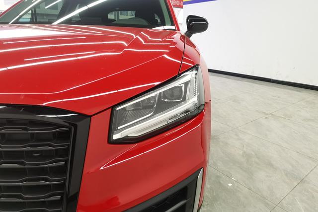 Audi Q2L id 3804598 из Китая 15