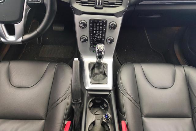 Volvo V40 id 3823278 из Китая 7