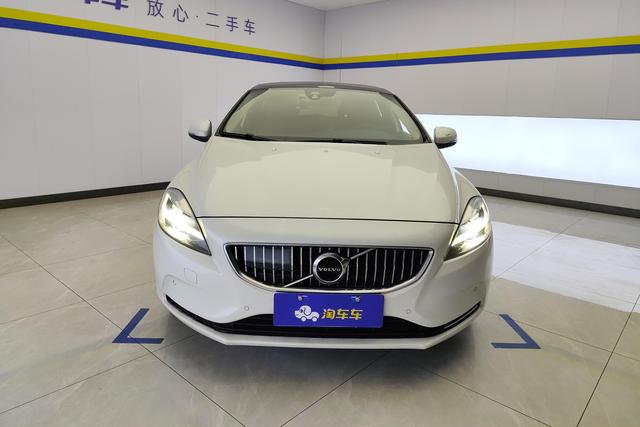 Volvo V40 id 3823278 из Китая 10