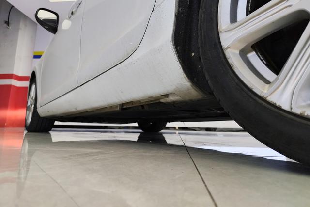 Volvo V40 id 3823278 из Китая 12