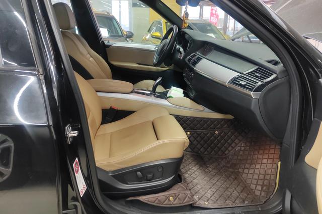 BMW X5 (imported) 2021 Черный из Китая, фото 2