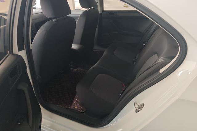 Volkswagen Santana 2019 1.5 L MT VI — фото 15