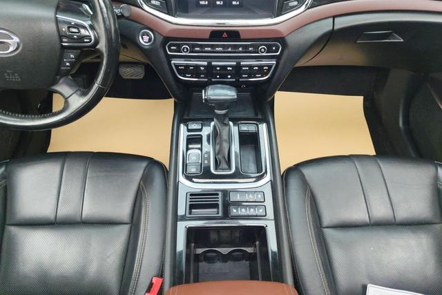 Gac Trumpchi Trumpchi GS8 2017 — фото 15