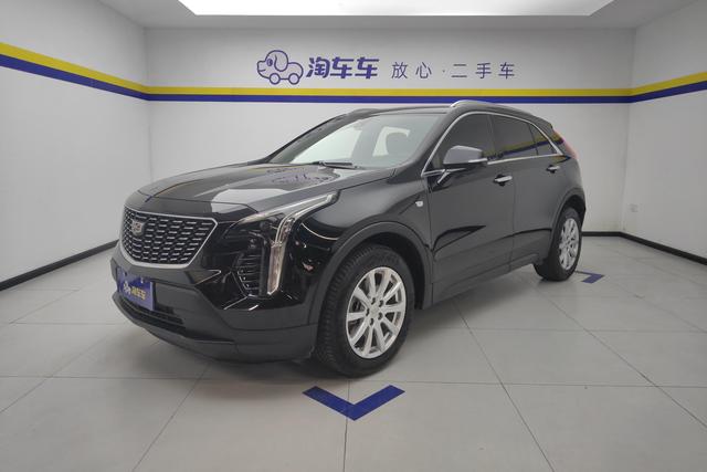 Cadillac XT4 - фото 1