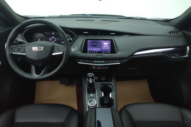 Cadillac XT4 2021 28 T 2 WD — фото 11
