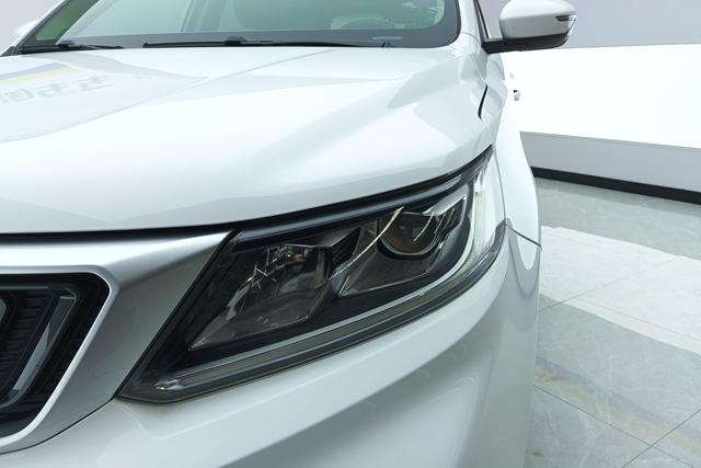 Geely X6 2020 1.4 T CVTPremium — фото 4