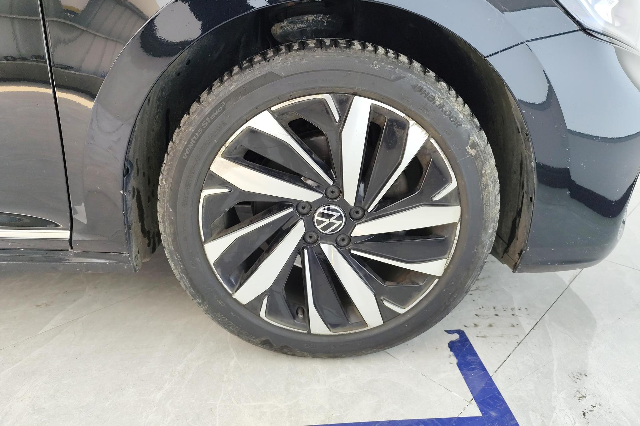 Volkswagen Passat 2023 330TSI Elite
