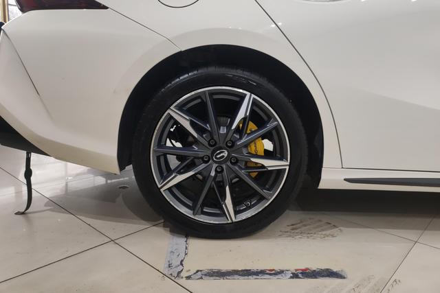 GAC Trumpchi Shadow Leopard 2024 Белый из Китая, фото 2