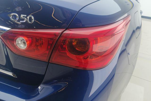 Infiniti Q50L 2016 — фото 9