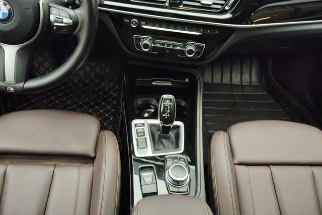 BMW 1 Series 2021 — фото 11