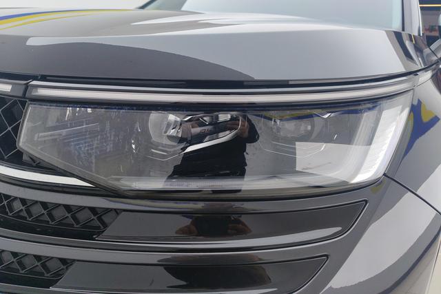 Volkswagen Tavendor 2023 380 TSI 4 WDR-Line — фото 10