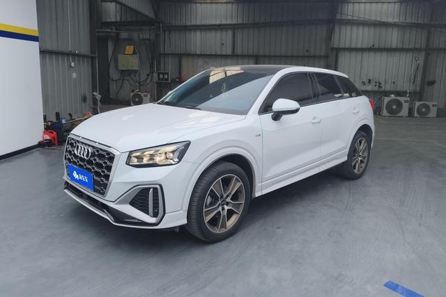 Audi Q2L 2022 года 35 TFSI стильная и динамичная версия