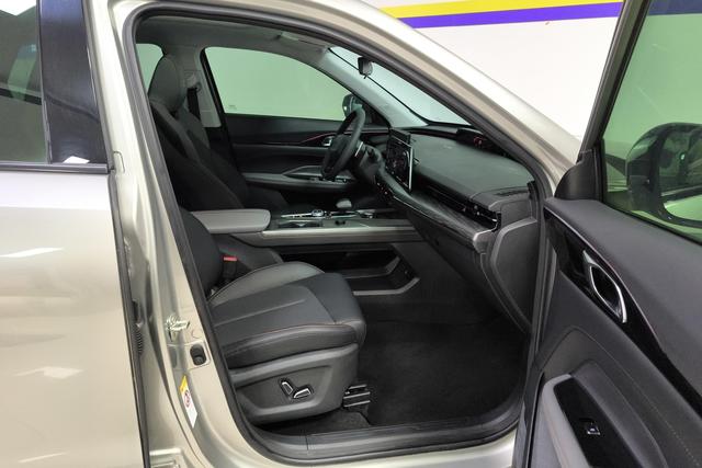 Changan Auchan Z6 id 3768874 из Китая 14