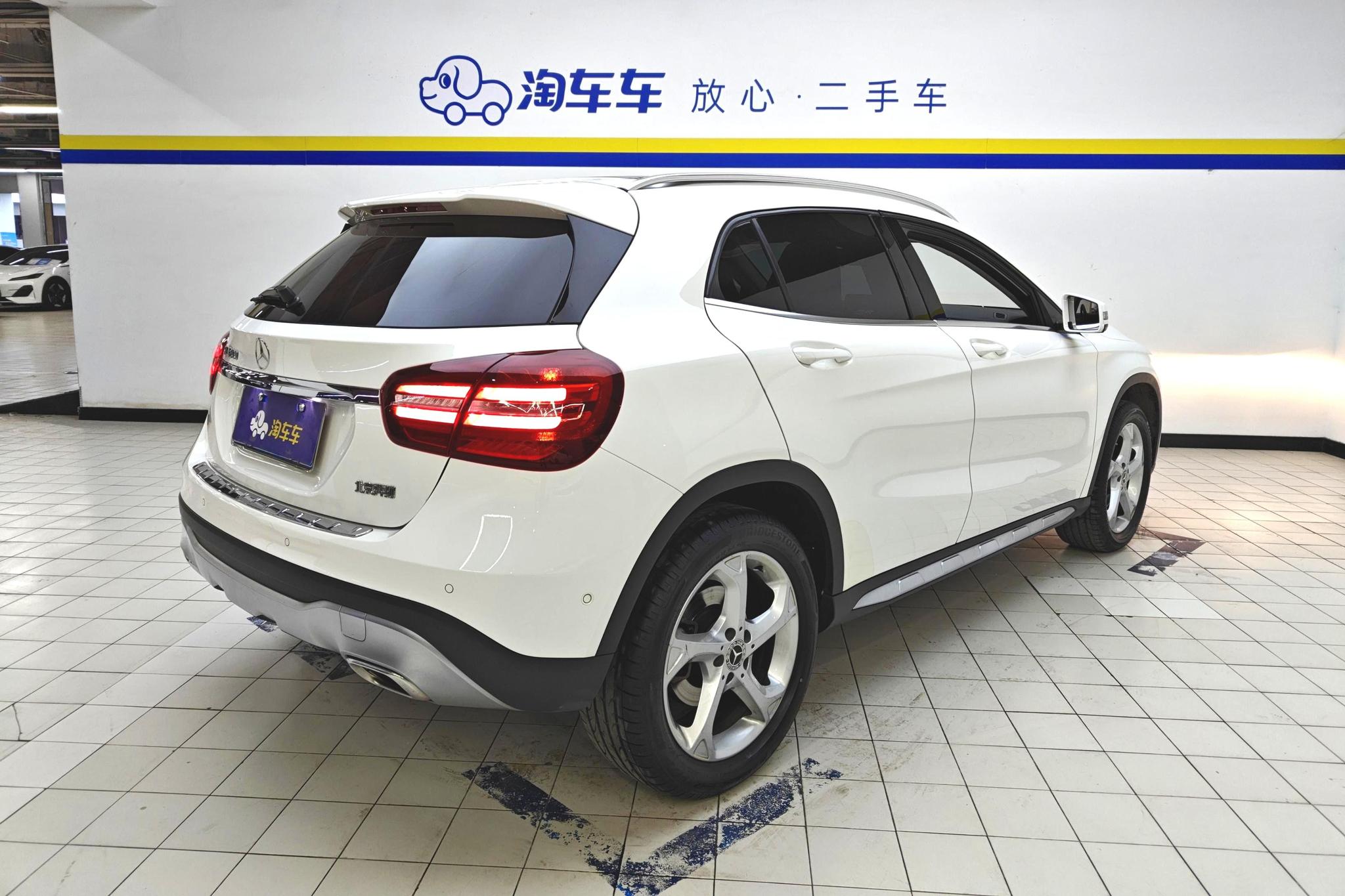 Mercedes-Benz GLA 2018 GLA 200