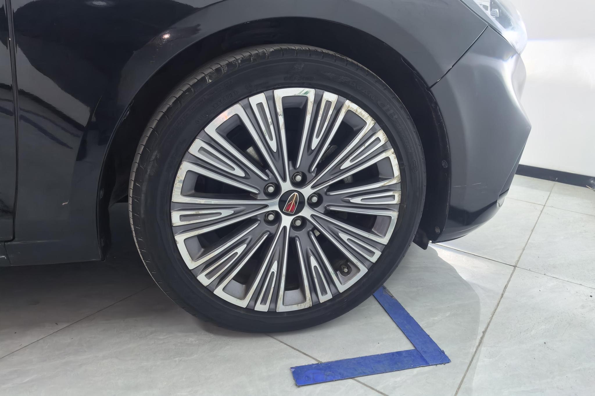 Hongqi H5 2022 1.8T AT