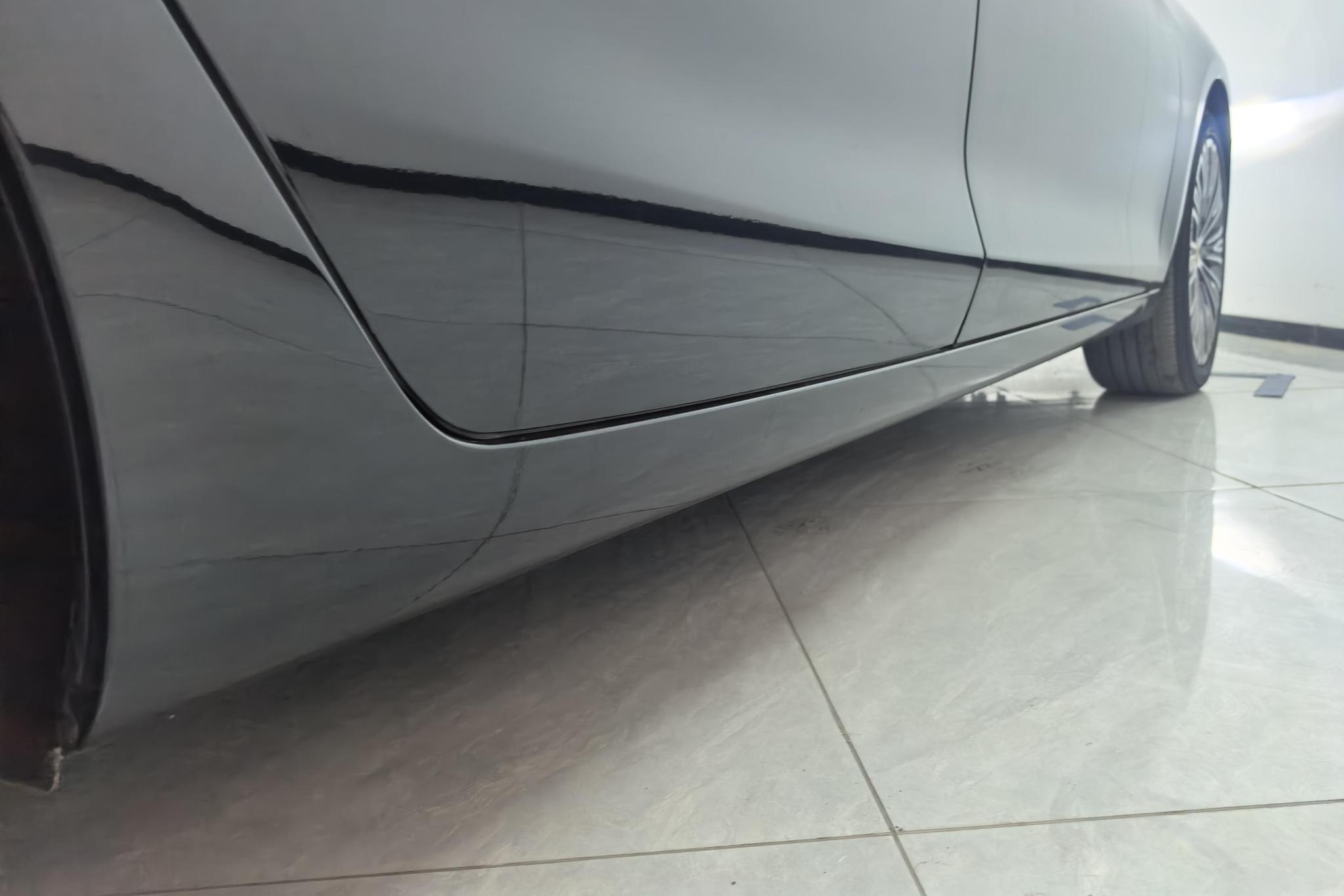 Hongqi H5 2022 1.8T AT