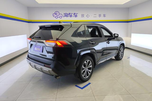 Toyota RAV4 2024 2.0 L CVT 2 WD PLUS — фото 3