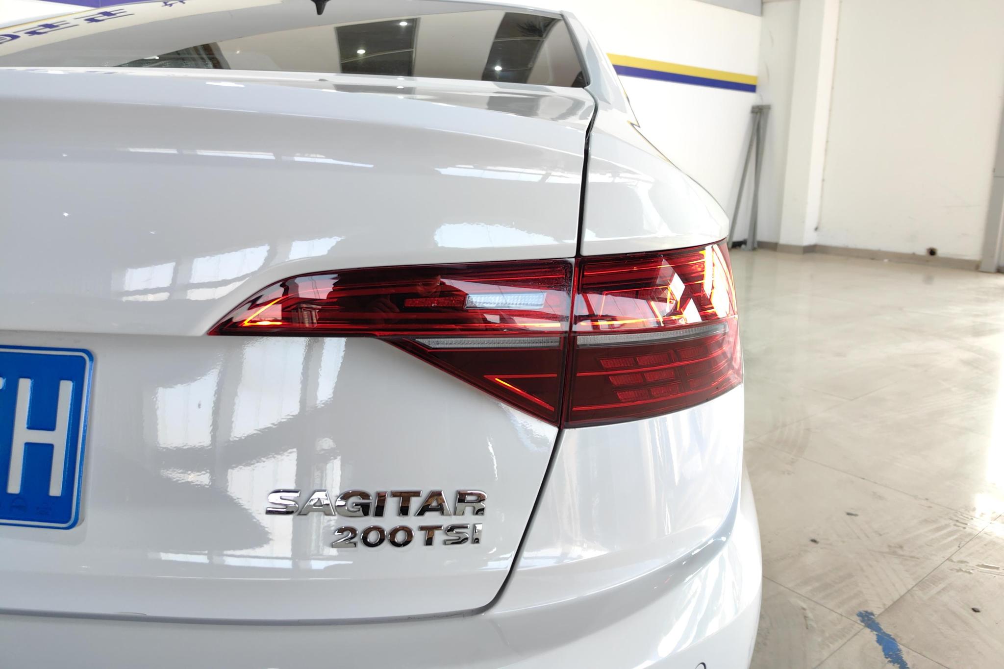 Volkswagen Sagitar 2021 200TSI DSG Comfort Smart Connect