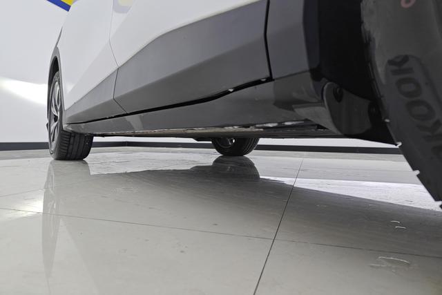 ARCFOX Extreme Fox Polar Fox Alpha T5 2024 Белый из Китая, фото 5