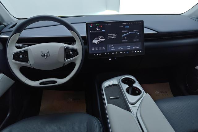 ARCFOX Extreme Fox Polar Fox Alpha T5 id 3782194 из Китая 10