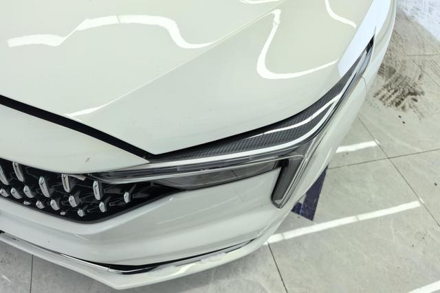 Pentium B70 2024 Белый из Китая, фото 5