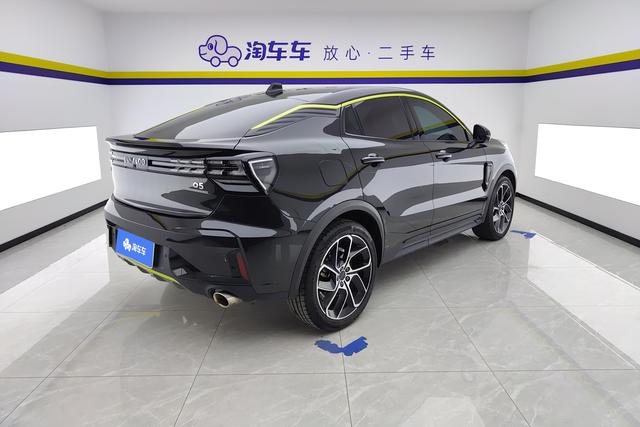 Lynk & Co 05 2022 2.0 TD 2 WD Halo — фото 4