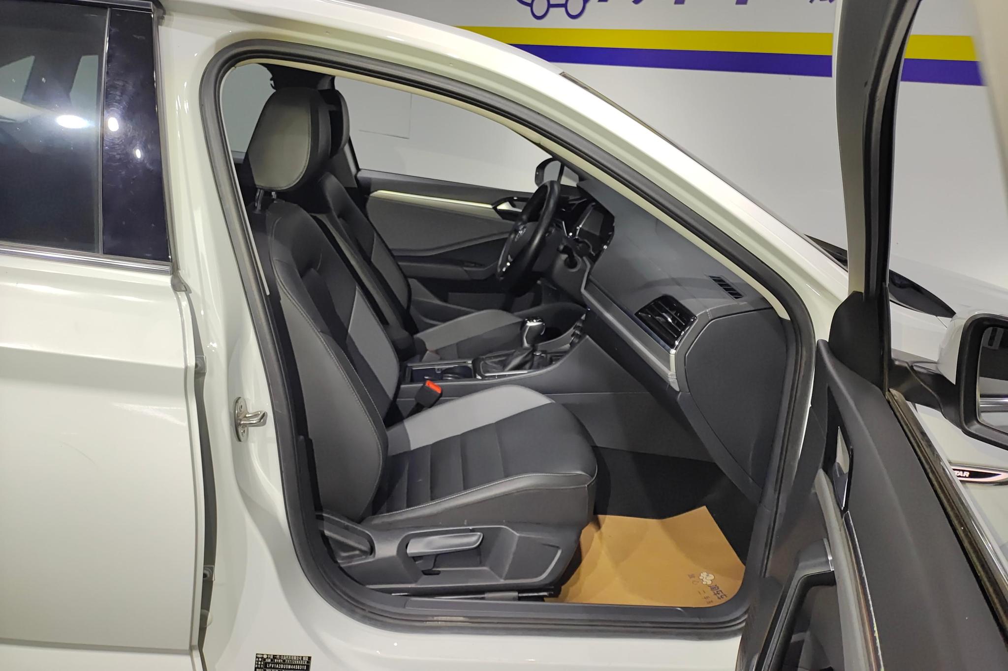Volkswagen Sagitar 2021 200TSI DSG Comfort Smart Connect