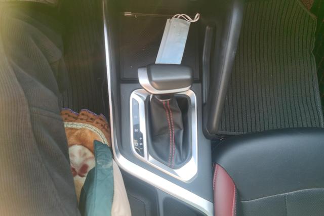 Geely Automobile Vision X3 2022 Белый из Китая, фото 6