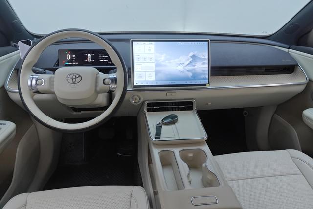 Toyota Platinum Wisdom 3X 2025 Белый из Китая, фото 2