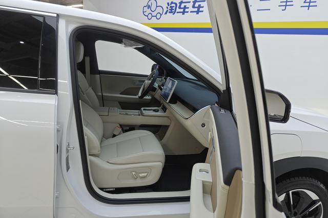 Toyota Platinum Wisdom 3X id 3804227 из Китая 15