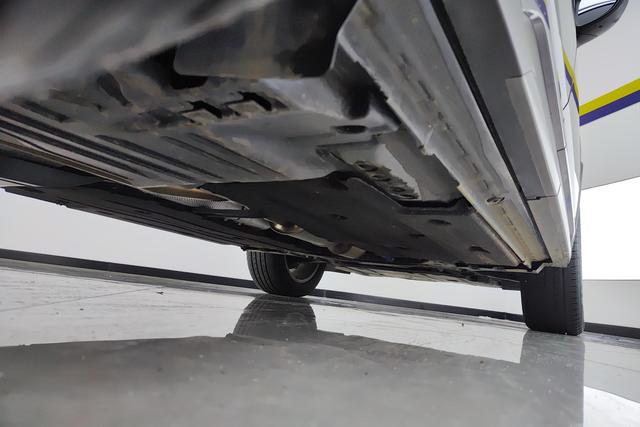 Lynk 01 2023 Темно-серый из Китая, фото 3