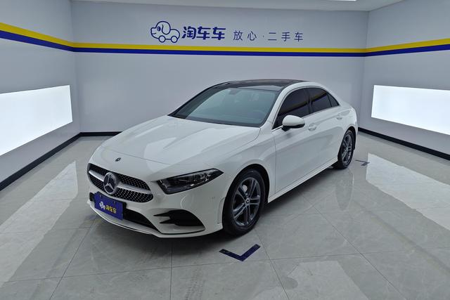 Mercedes Benz A-Class 2020 — фото 1