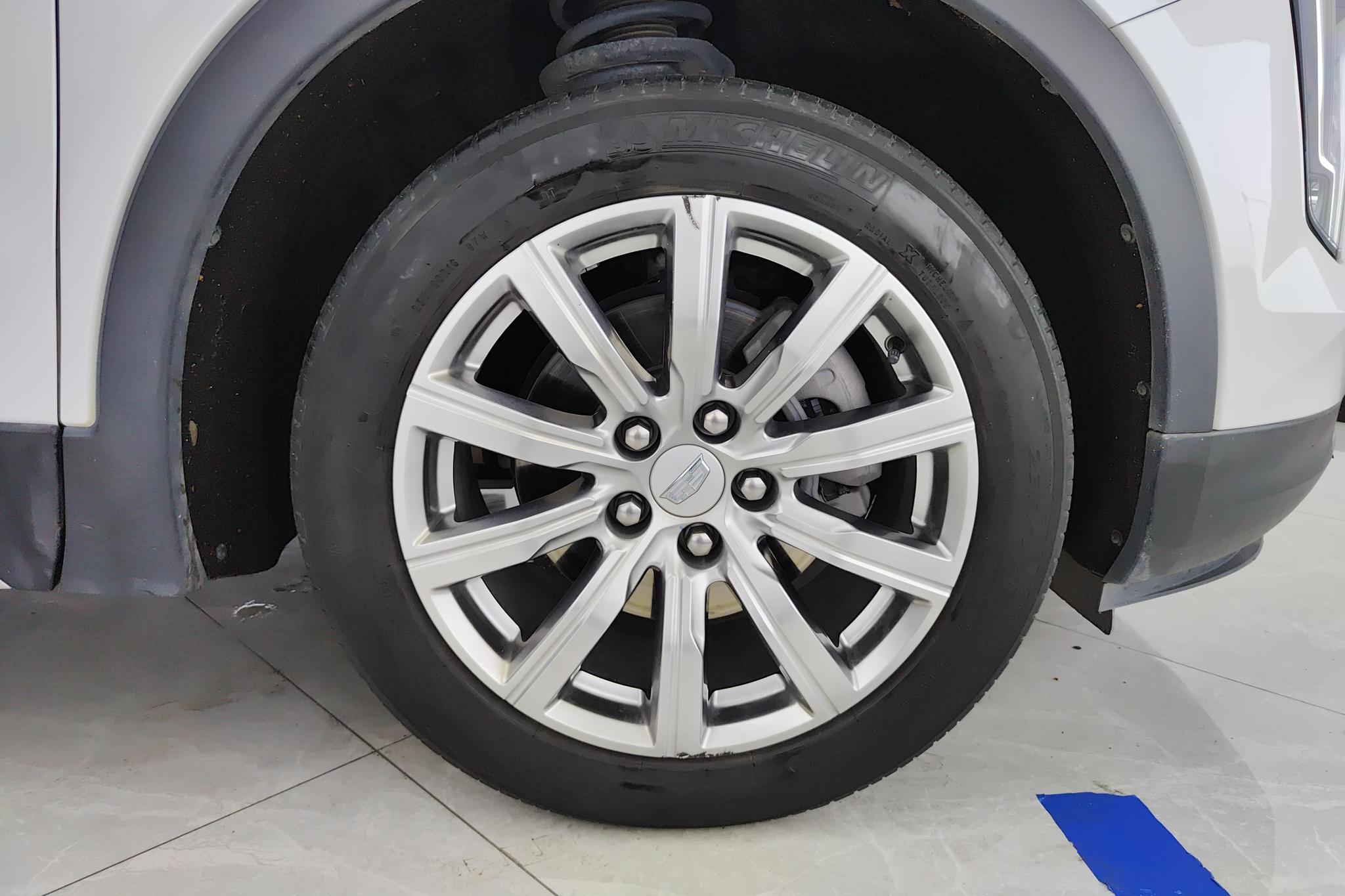Cadillac XT4 2021 28T Luxury