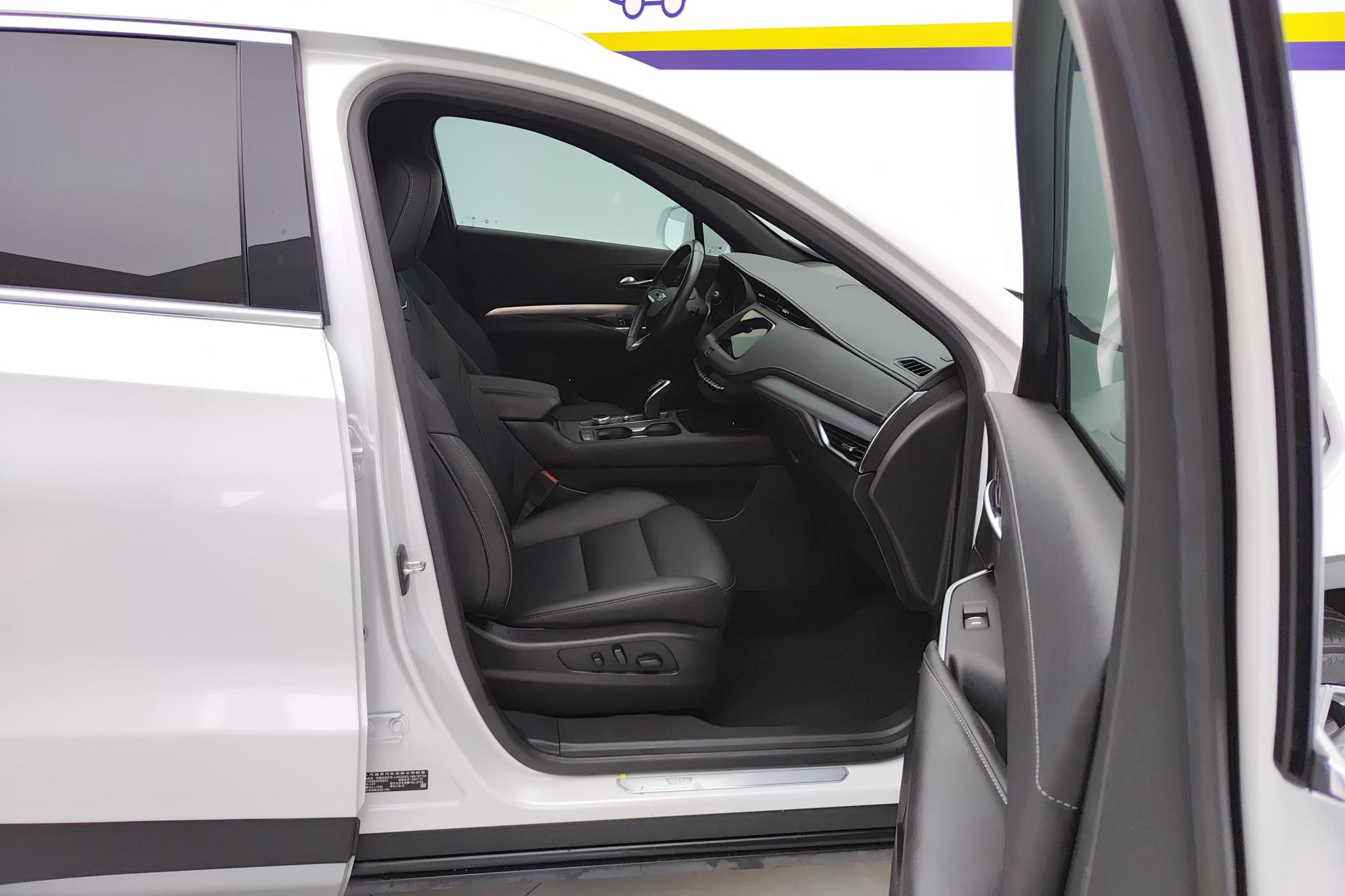 Cadillac XT4 2021 28T Luxury