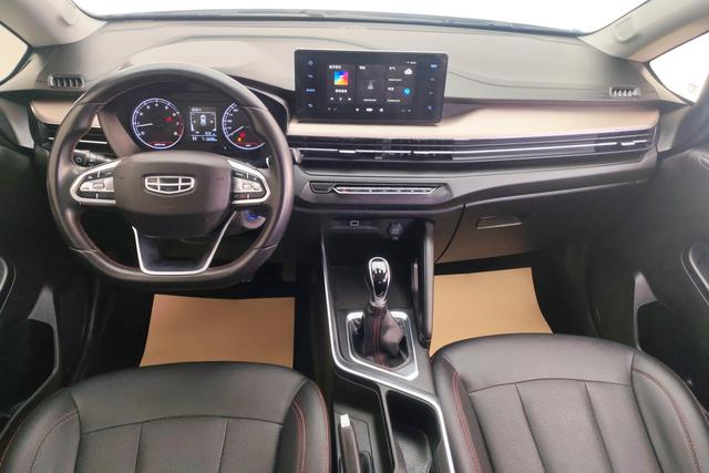 Geely Vision X3 2021 — фото 13