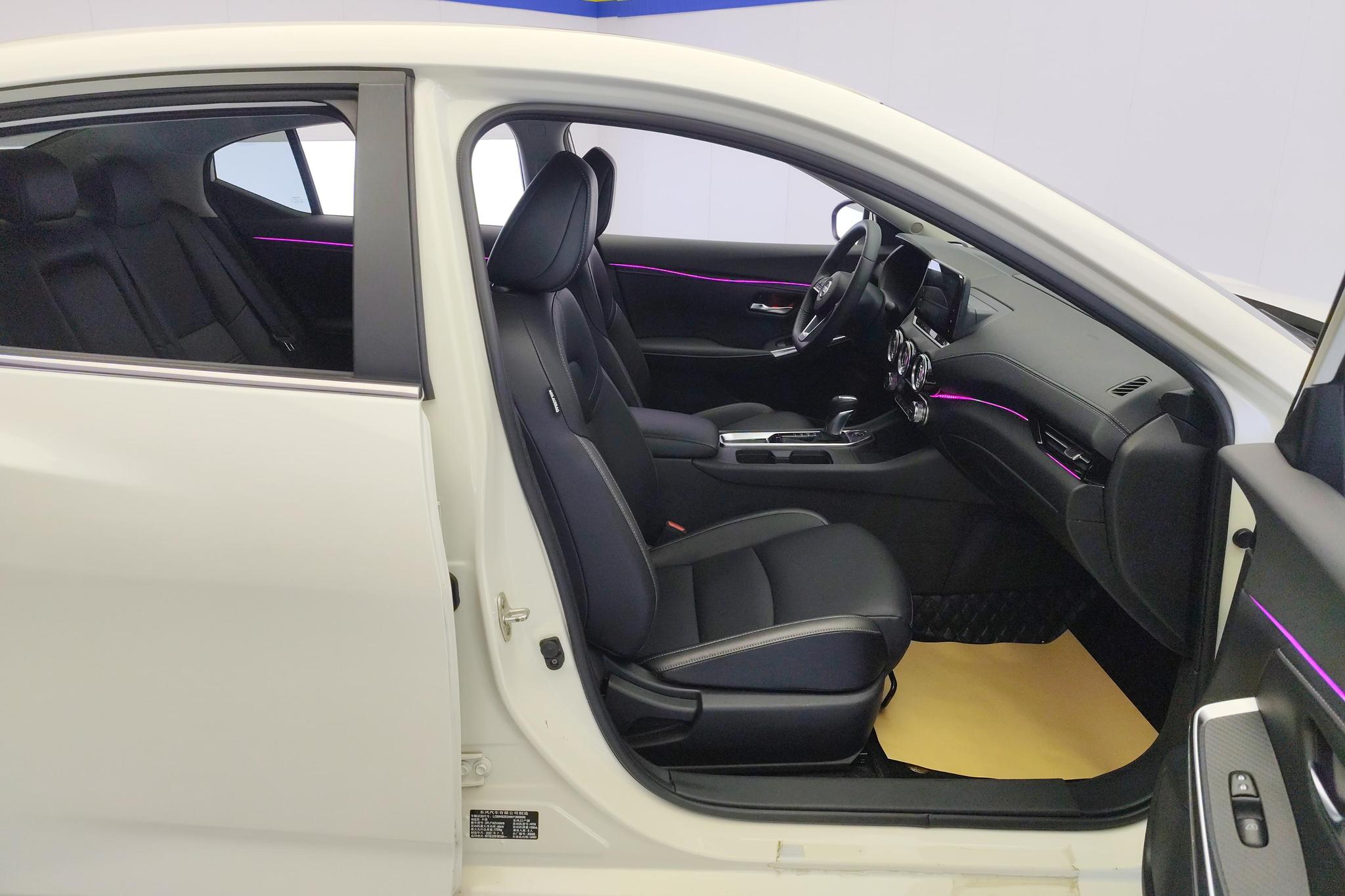 Nissan Sylphy 2022 1.6L XL CVT Enjoy