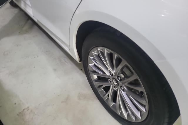 Pentium B70 2021 Белый из Китая, фото 5