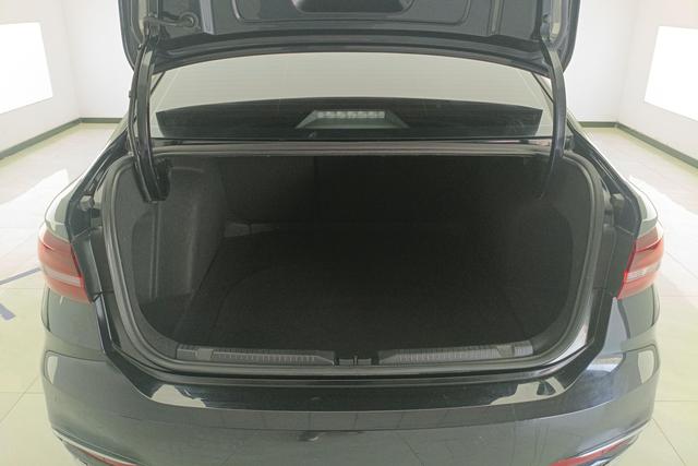Volkswagen Lavida 2024 300 TSI DSG — фото 17