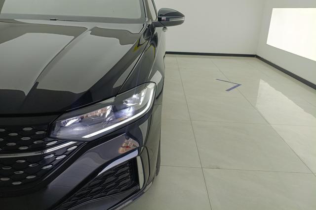 Volkswagen Lavida 2024 300 TSI DSG — фото 4