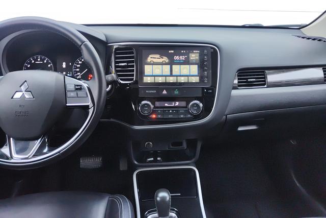 Mitsubishi  Outlander 2020 Темно-серый из Китая, фото 4