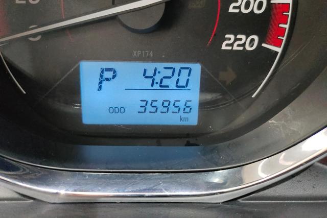 Toyota Vios 2021 1.5 L CVT — фото 11